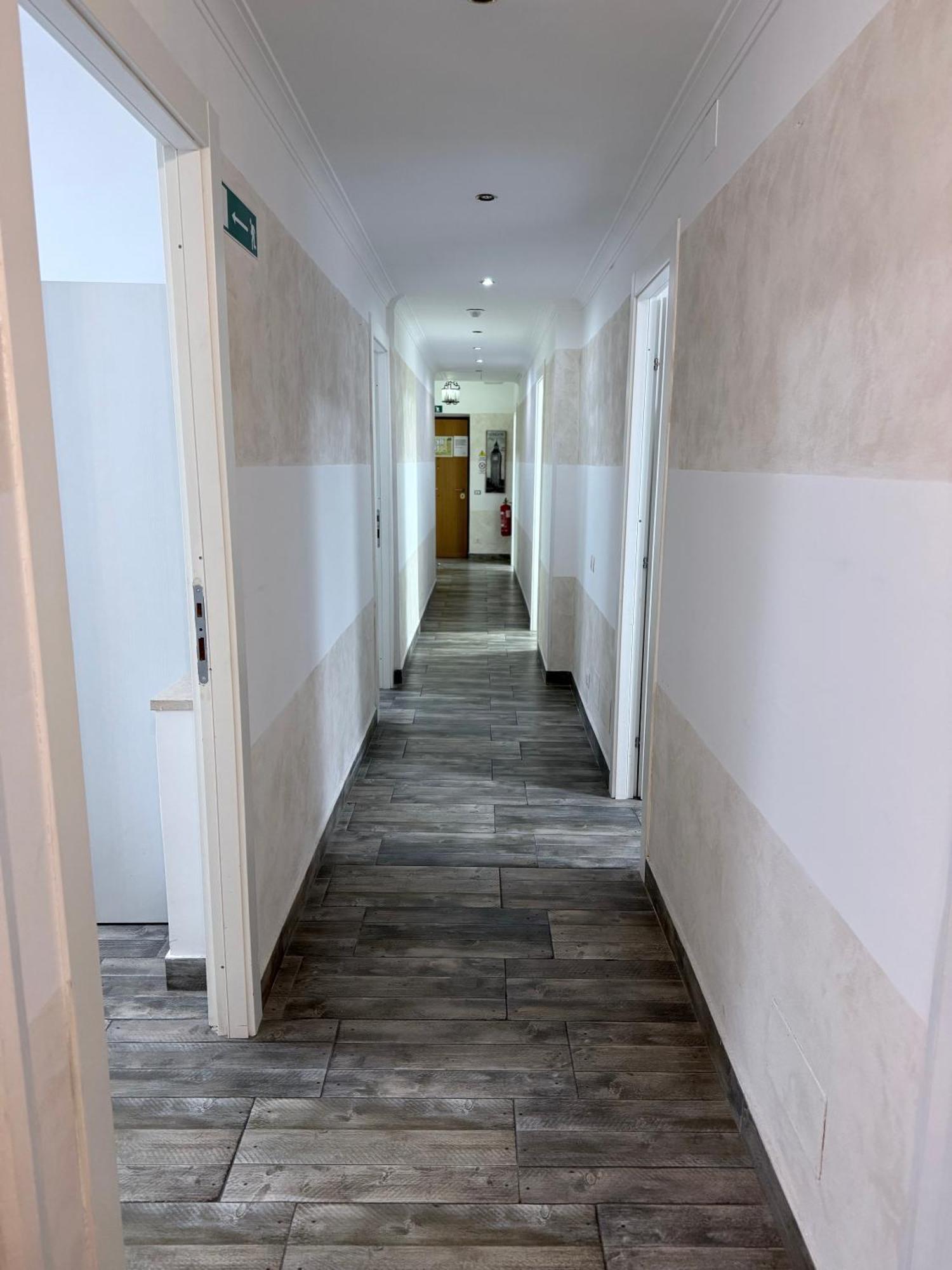 Tiburtina Holiday Guest house *